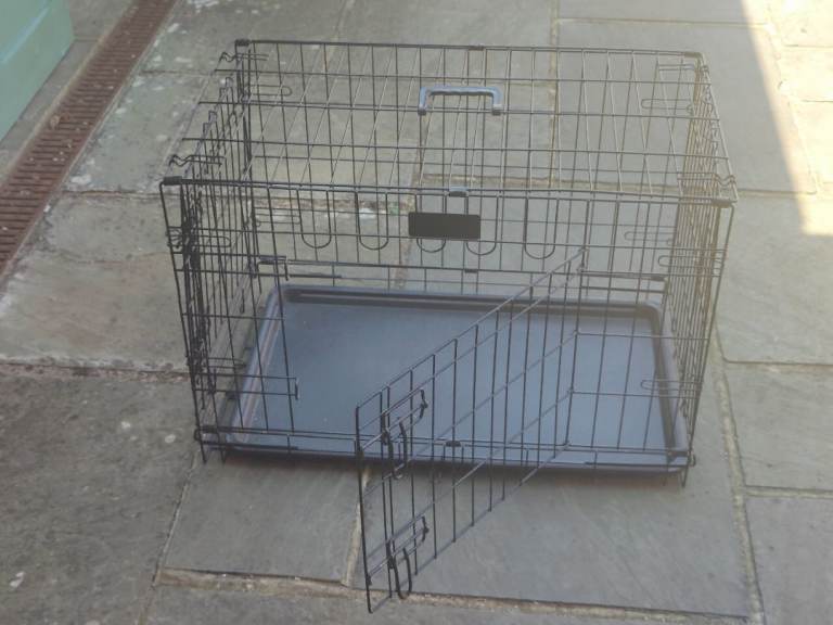 Folding Metal Dog Crate (Medium 75cm) | 2 Doors & Plastic Tray