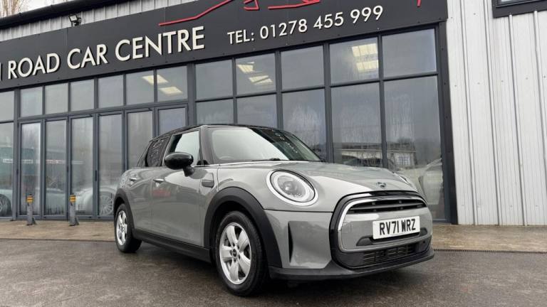2021 MINI Hatch 1.5 Cooper Classic 5dr Auto HATCHBACK PETROL Automatic