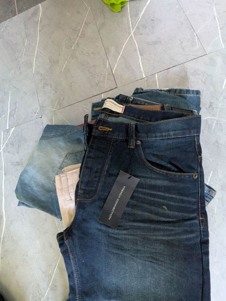 BRAND NEW 11 PAIRS MENS JEANS WAIST 34 WITH TAGS