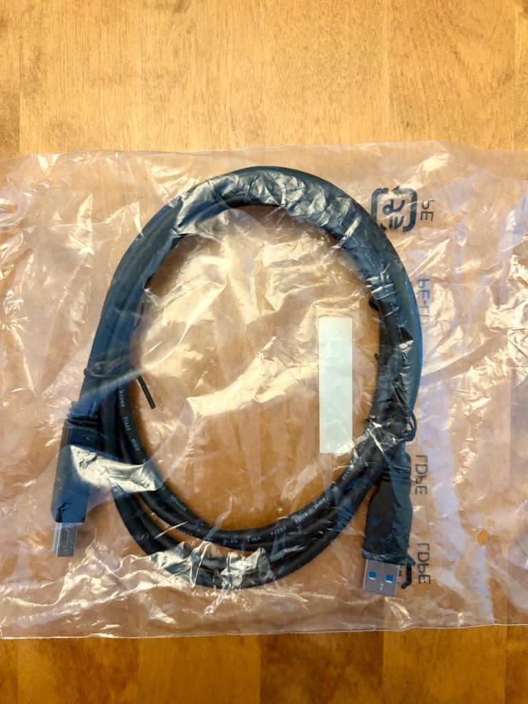 USB-A to USB Type B cable (1m)