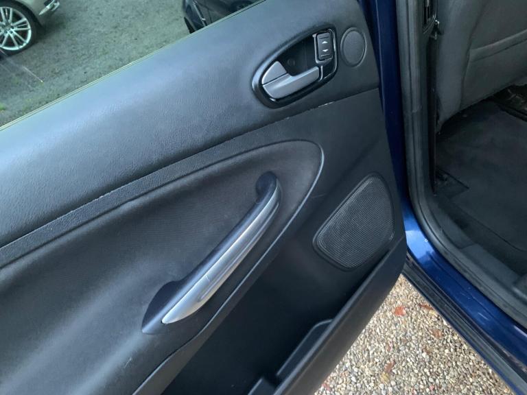 2011 Ford S-Max 2.0 TDCi Titanium Powershift Euro 5 5dr MPV Diesel Automatic