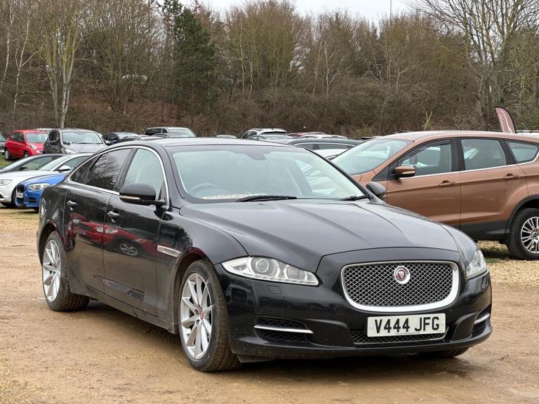 2014 Jaguar XJ 3.0d V6 Portfolio 4dr Auto [LWB] [8] SALOON DIESEL Automatic