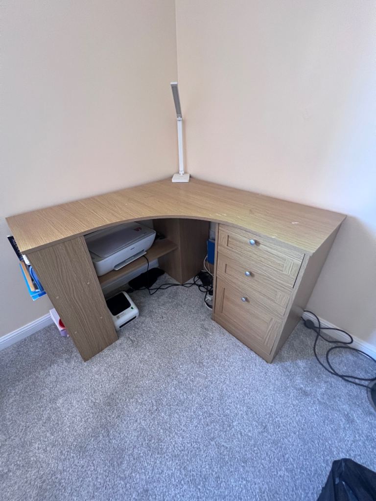     Free L-Shaped Corner Desk with Drawers