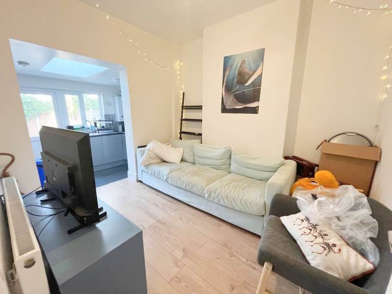 Spacious 3-bedroom house on Eltisley Road, Ilford IG1, available mid-Dec 2025