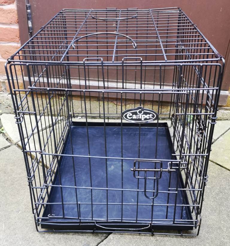EASIY PET BLACK STEEL DOG CRATE / CAGE  (Approximate dimensions   L. 24  W. 18  H. 20 inches)