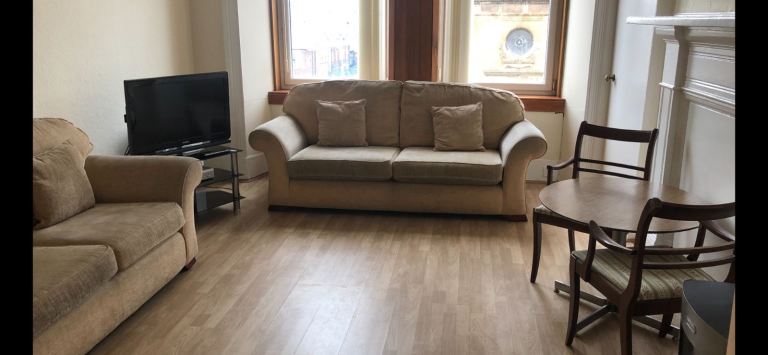 Huge beautiful furnished rooms in pollokshields