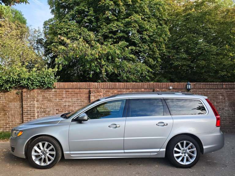 2013 Volvo V70 1.6 T4 SE Lux Estate 5dr Petrol Powershift Euro 5 (180 ps) Estate Petrol Automatic