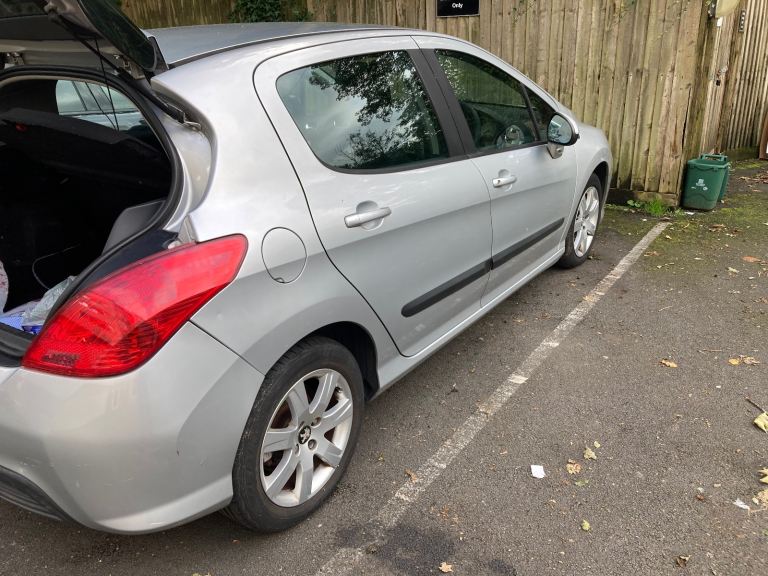 Peugeot, 308 SR Hatchback, 2011, Manual, 1560 (cc), 5 doors