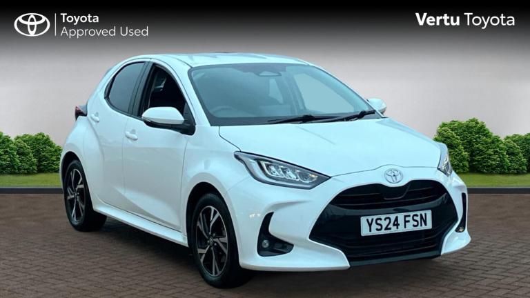 2024 Toyota Yaris 1.5 Hybrid Design 5dr CVT Hybrid Hatchback Hatchback Hybrid Automatic