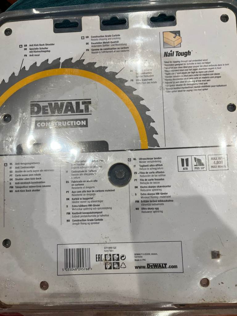 image for Dewalt wood saw blade
