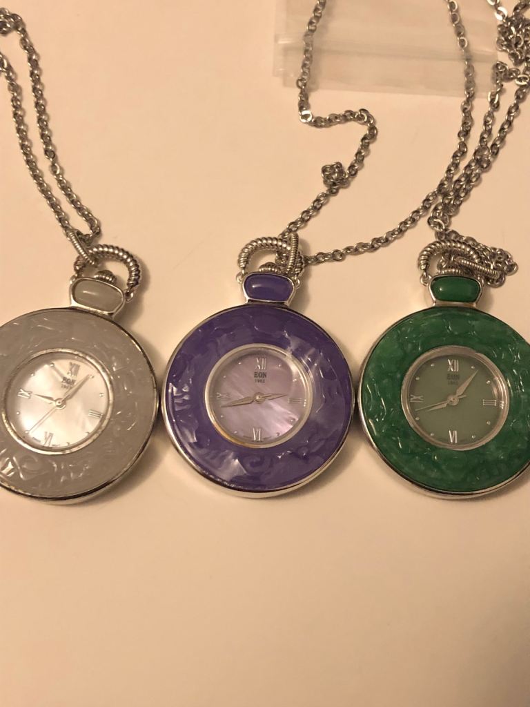 Womans Jade necklace chain Purple green white brand new 