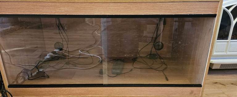 Reptile vivarium 4ft