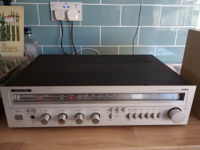 Stereo Amplifier/Receiver - Vintage Tuner Amplifier