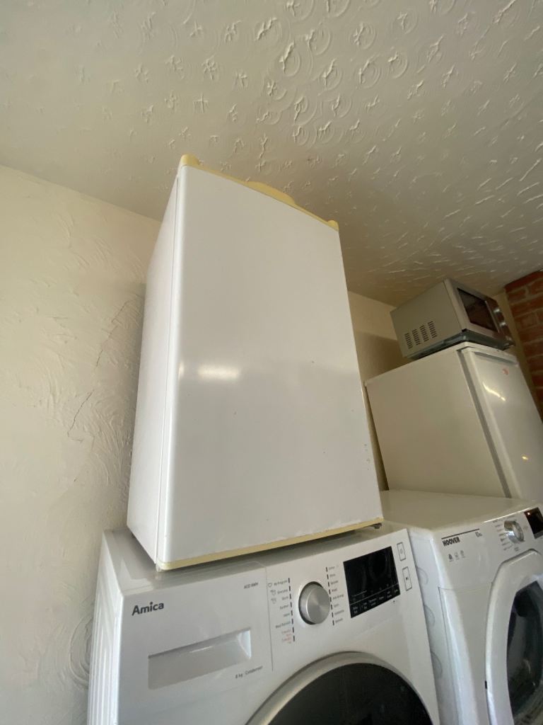 ✅🚚WHITE PROLINE UNDER COUNTER FREEZER £70 WITH FREE DELIVERY 