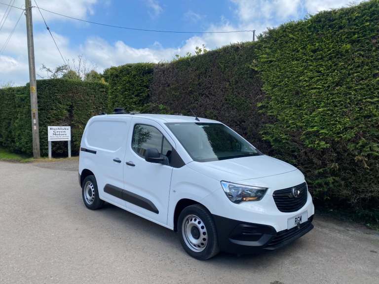 2019 Vauxhall Combo 1.6 Turbo D 2300 L1 EDITION (100 ps) van + vat Diesel