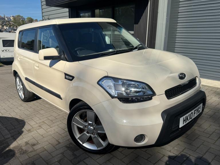 2010 Kia Soul 1.6 CRDi Shaker 5dr HATCHBACK Diesel Manual