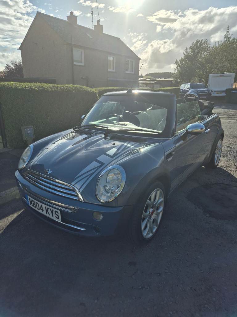 Mini, CONVERTIBLE, Convertible, 2004, Manual, 1598 (cc), 2 doors