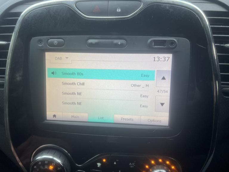 RENAULT CAPTUR 1.5 Dynamique Nav dCi 90 Blue Manual Diesel 2016