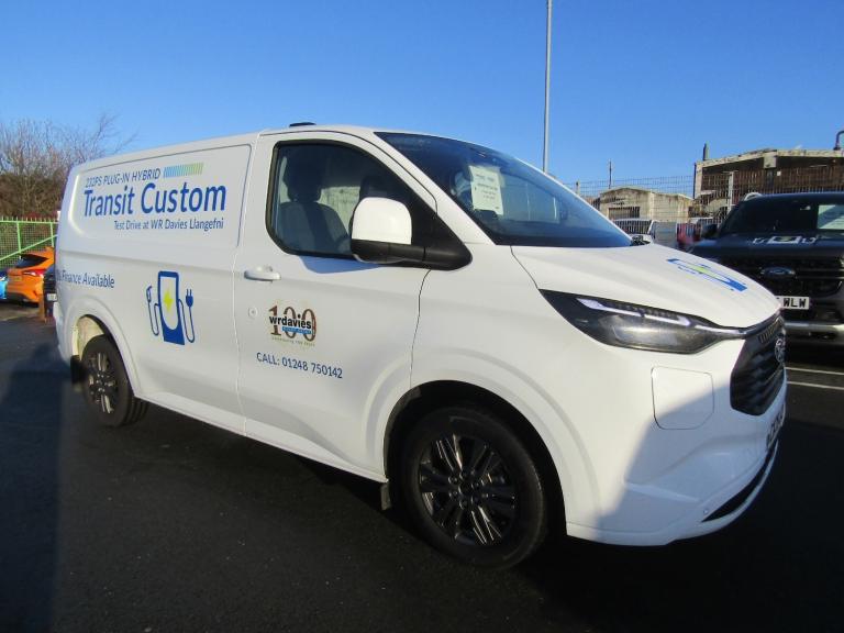 2025 Ford Transit Custom 2.5 PHEV 232ps H1 Van Limited Auto - Plug-In-Hybrid Demonstrator Van Pet...