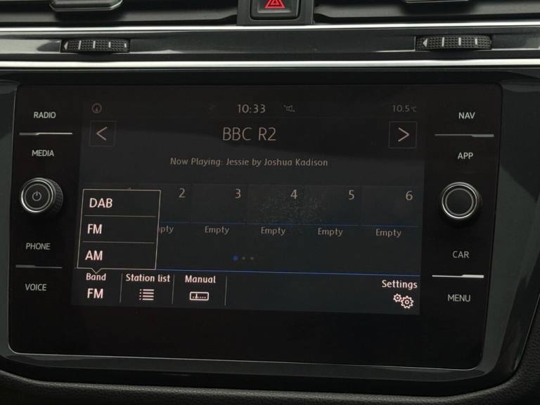 2017 Volkswagen Tiguan 2.0 TDi 150 SEL 5dr ESTATE DIESEL Manual