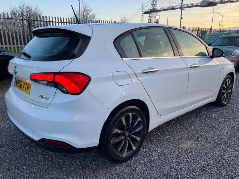 2017 Fiat Tipo 1.3 MultiJetII Lounge Euro 6 (s/s) 5dr HATCHBACK Diesel Manual