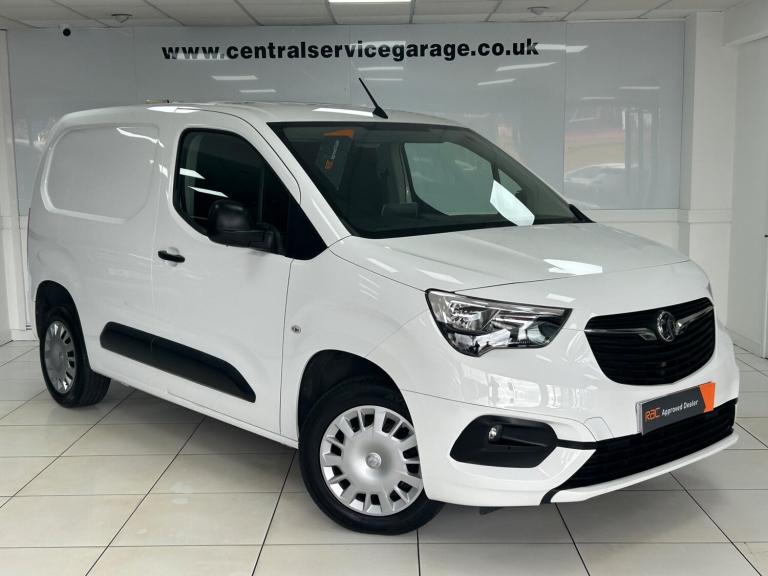 2022 Vauxhall Combo 1.5 Turbo D 2300 Sportive L1 H1 Euro 6 5dr PANEL VAN Diesel Manual