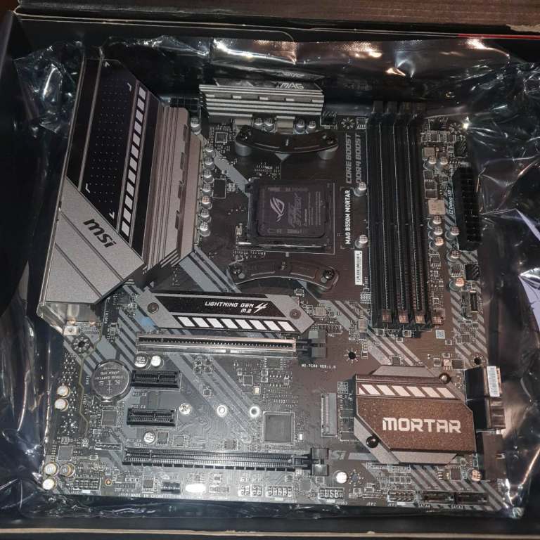 AMD AM4 MSI B550M MAG MORTAR Motherboard