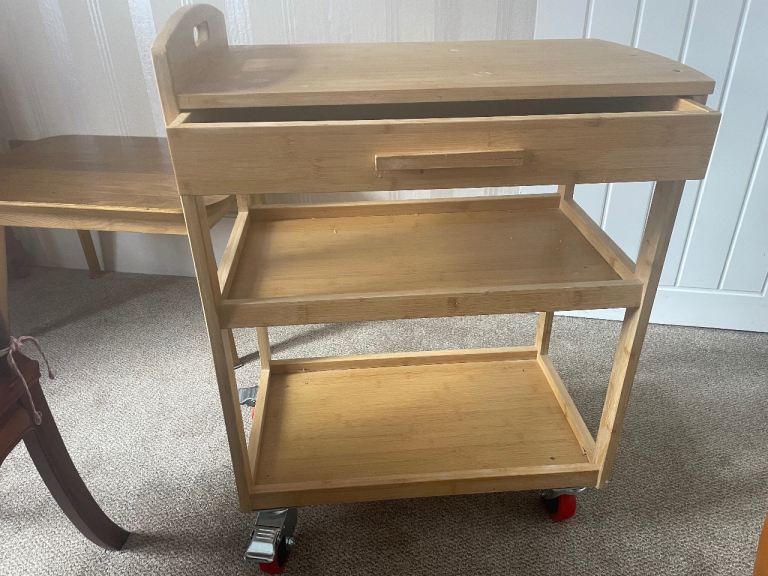 Kitchen trolley on castors
