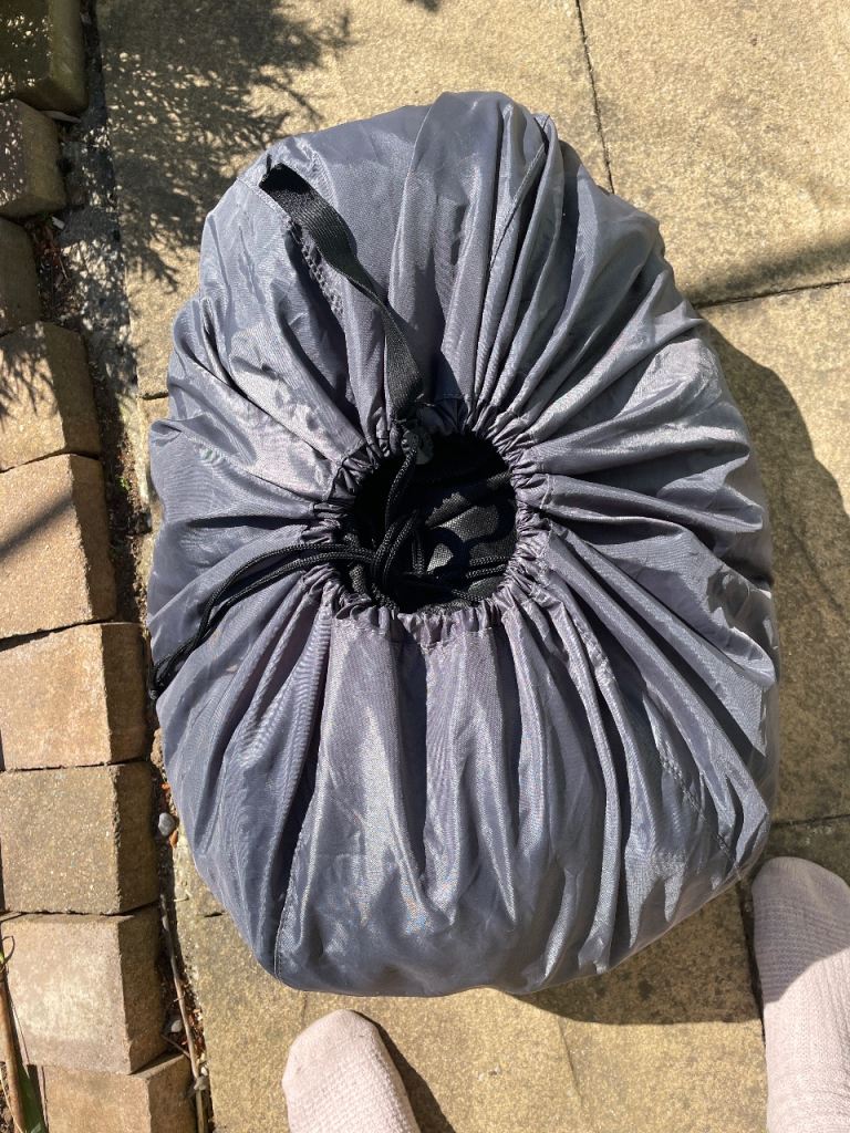 Car cover large with part elasticated hem