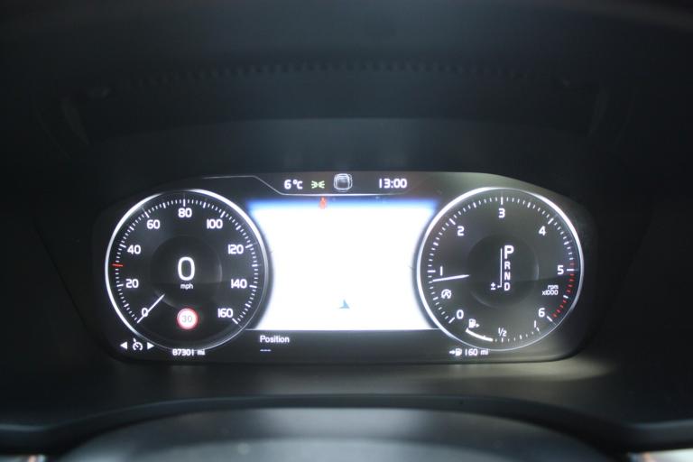 VOLVO V60 2.0 R-Design Plus D4 2019