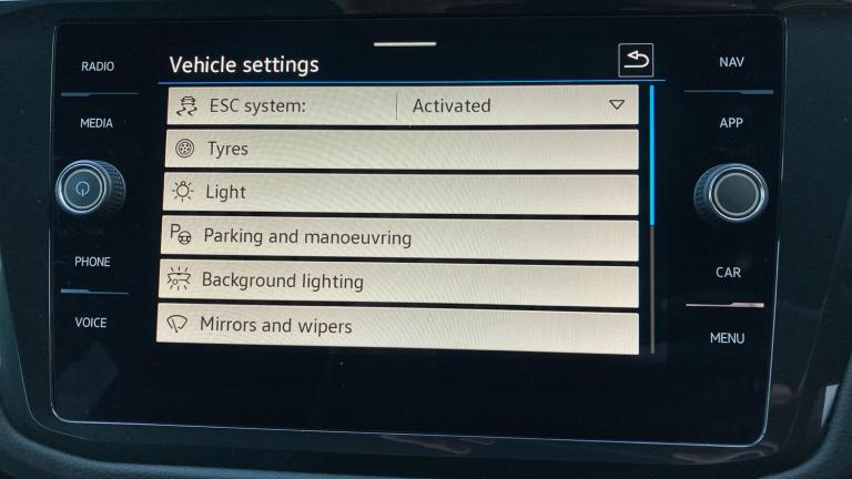 2021 Volkswagen Tiguan 2.0 TDI 4Motion R-Line 5dr DSG Diesel Estate Estate Diesel Automatic