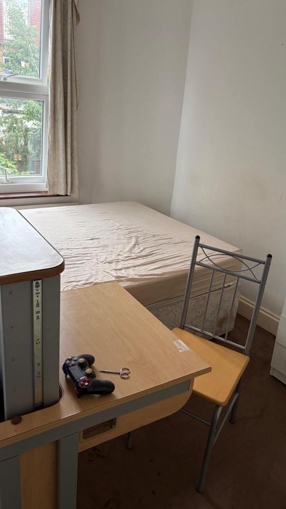 Double room for rent