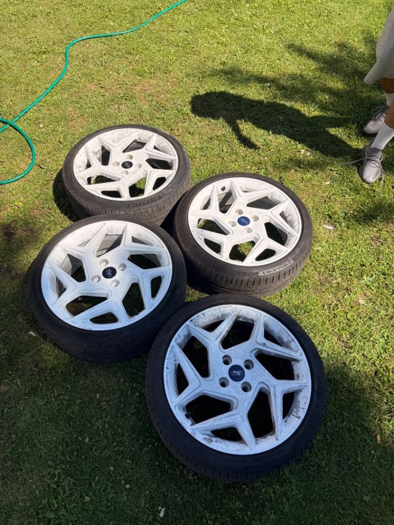 Ford Fiesta ST 18” Alloys 