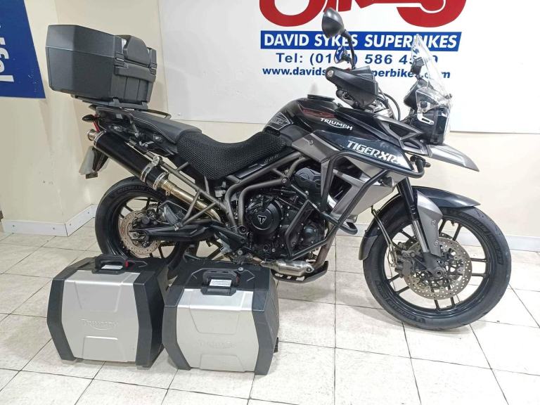 TRIUMPH TIGER 800 XRX ADVENTURE 16-REG 30797  £5499.OTR