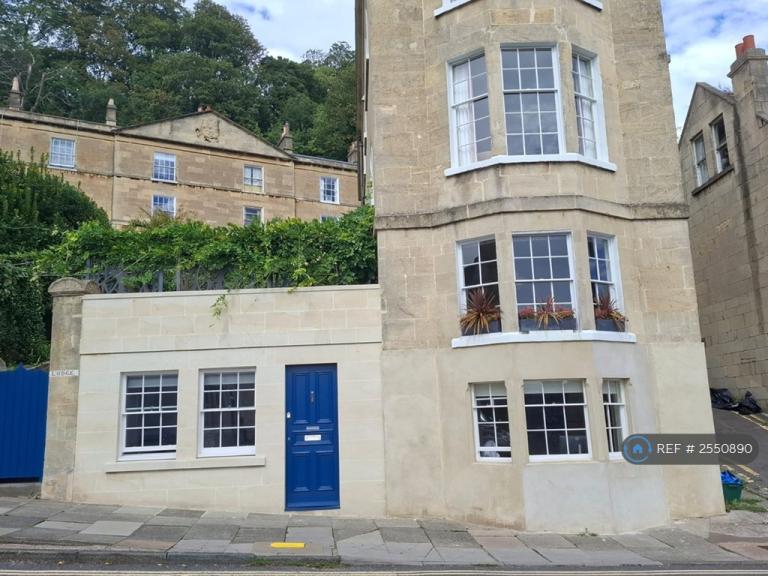1 bedroom flat in Camden Road, Bath, BA1 (1 bed) (#2550890)
