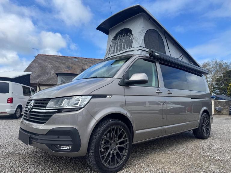 Volkswagen Transporter LWB - Highline - Automatic - RIB Bed