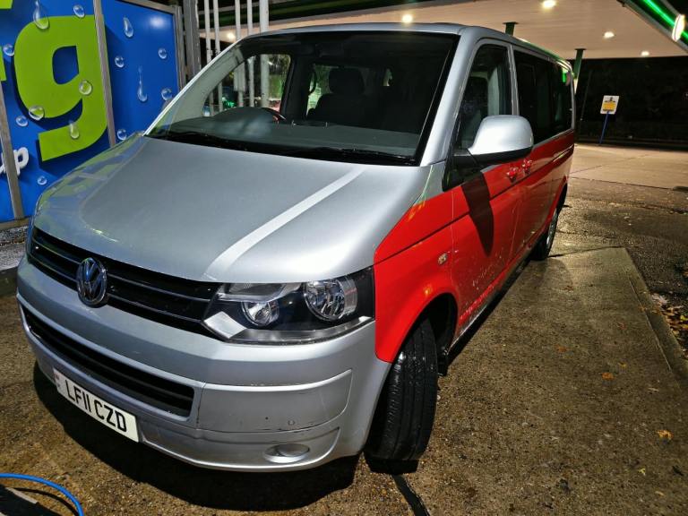 Volkswagen, TRANSPORTER SHUTTLE, 2011, 1968 (cc)