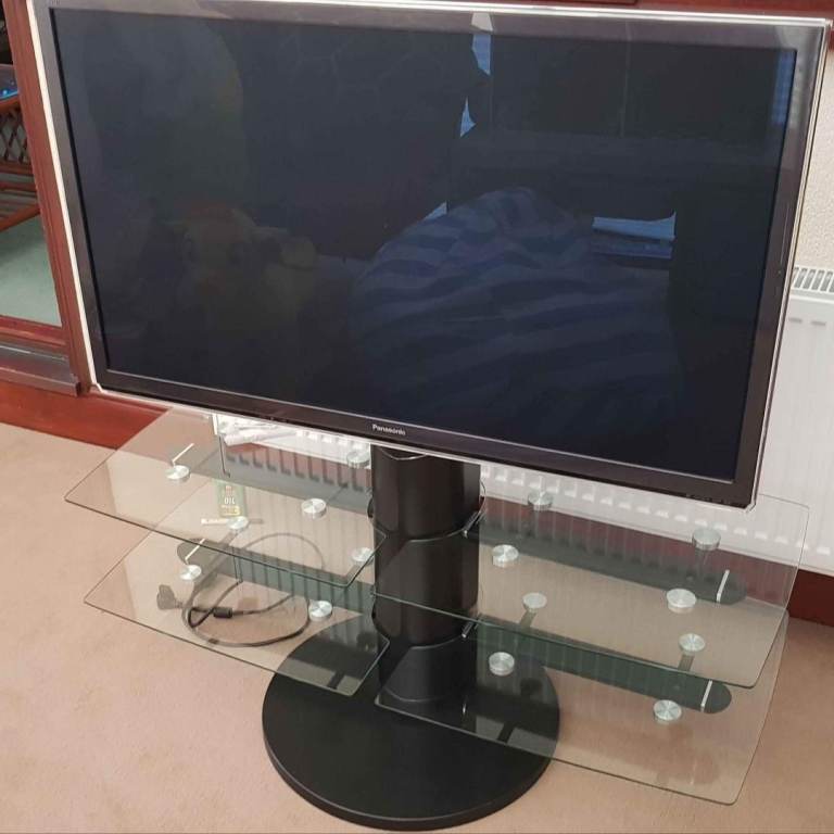 Panasonic TX-P42ST50B 42 Television with Swivel Stand