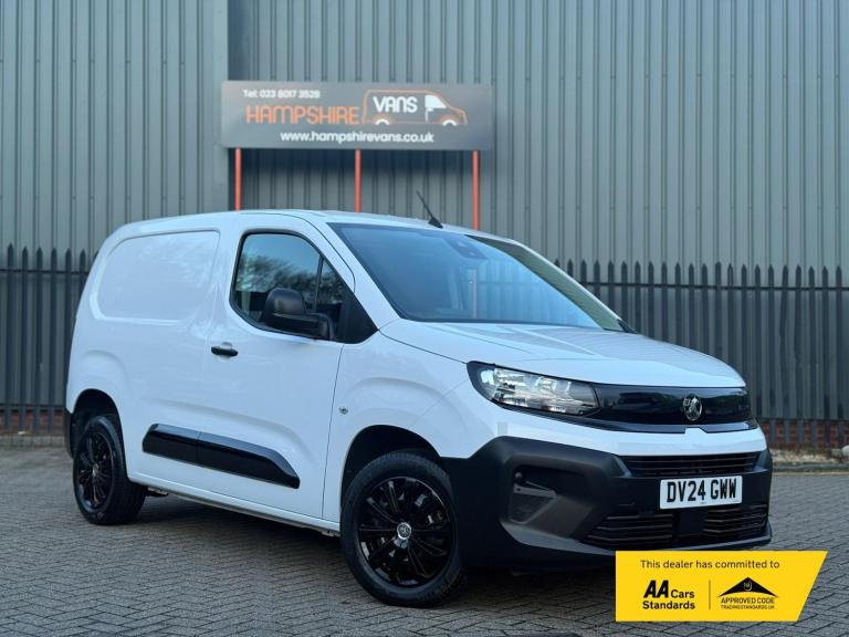 2024 Vauxhall Combo 1.5 Turbo D 2300 Prime Panel Van 5dr Diesel Manual SWB Euro 6 (s/s) (100 ps P...