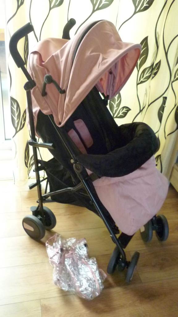 Cugl stroller with muff and raincover £20  Up to 3 years old Excellent used condition s