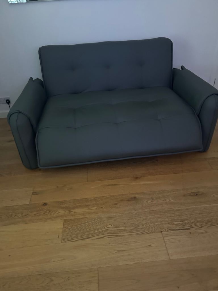 3 seater sofa & Remote controlled in to king size bed 