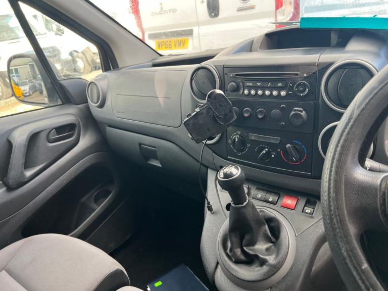 2016 Peugeot Partner 850 SE 1.6 BlueHDi 100 Van [non Start Stop] PANEL VAN Diesel Manual