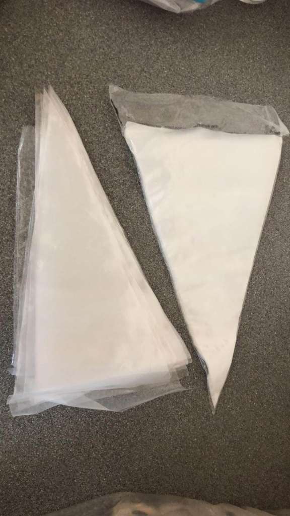 Cake baking stuff - cake piping bags, sheets, boxes, droppers