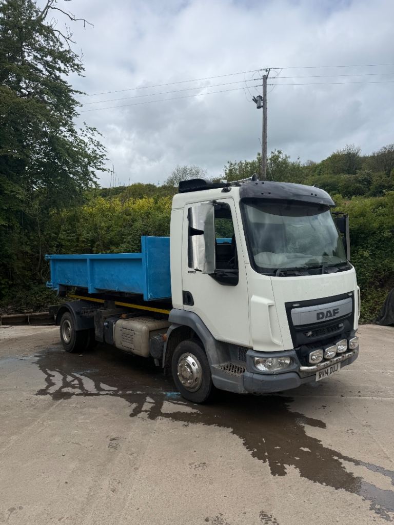 DAF lf45 hookloader 12ton