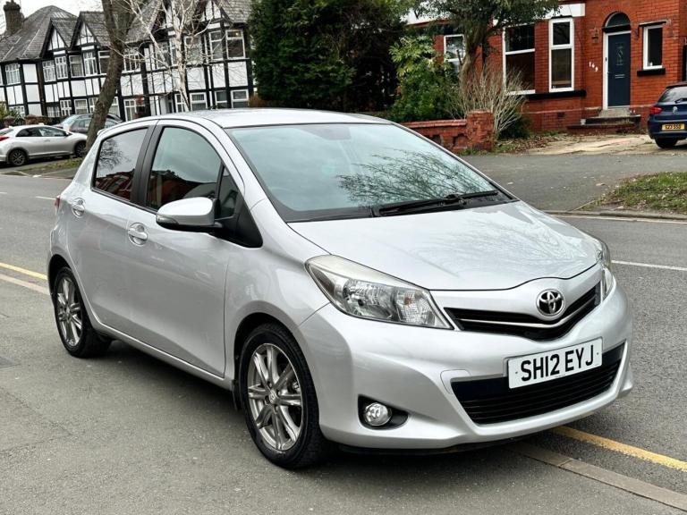 2012 Toyota Yaris 1.33 VVT-i SR 5dr HATCHBACK Petrol Manual