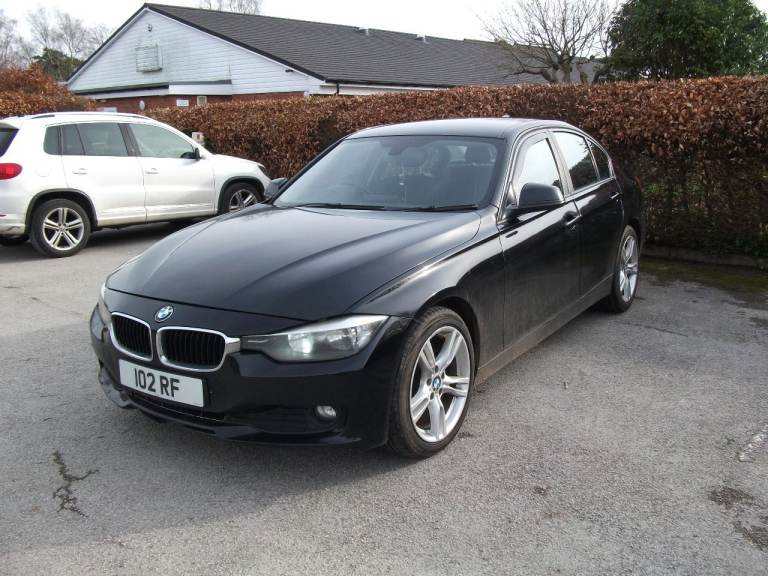 BMW, 318d SE, £35 annual tax, MOT, Full service history backs up high mileage.