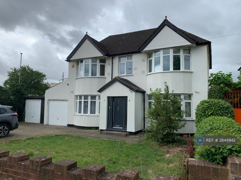 4 bedroom house in Cardington Road, Bedford, MK42 (4 bed) (#2844942)