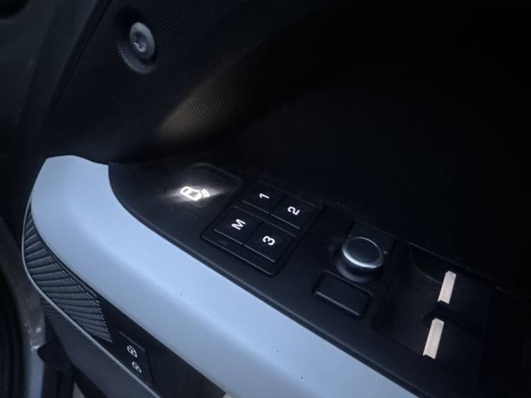 2021 Land Rover Defender 3.0 D250 MHEV HSE SUV 5dr Diesel Auto 4WD Euro 6 (s/s) (250 ps) ESTATE D...