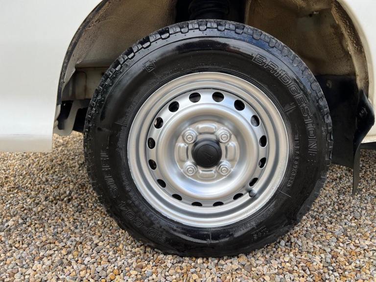 DAIHATSU HIJET PICK UP TRUCK 660cc 4X4 5 SPEED MANUAL ( LIKE SUZUKI CARRY )