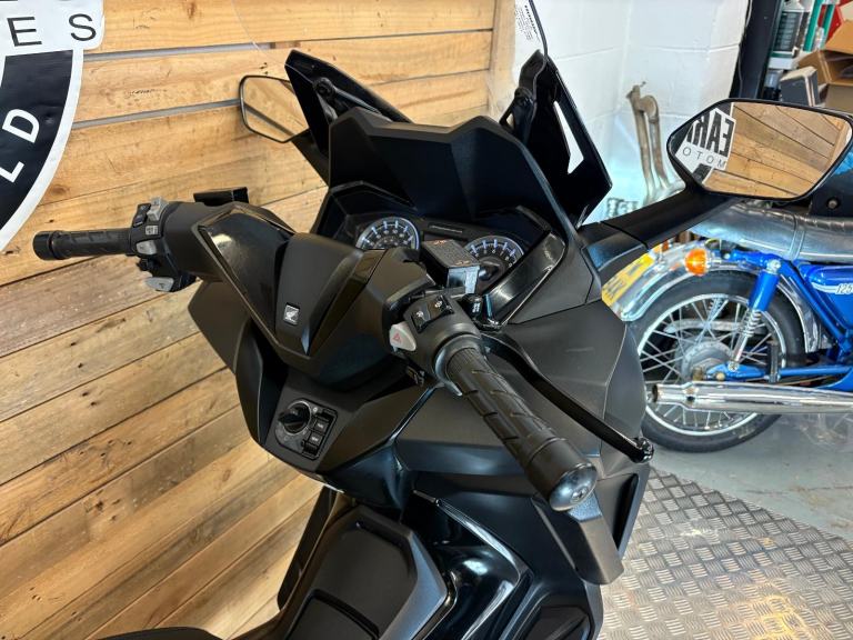 Honda NSS 125 AD-P FORZA